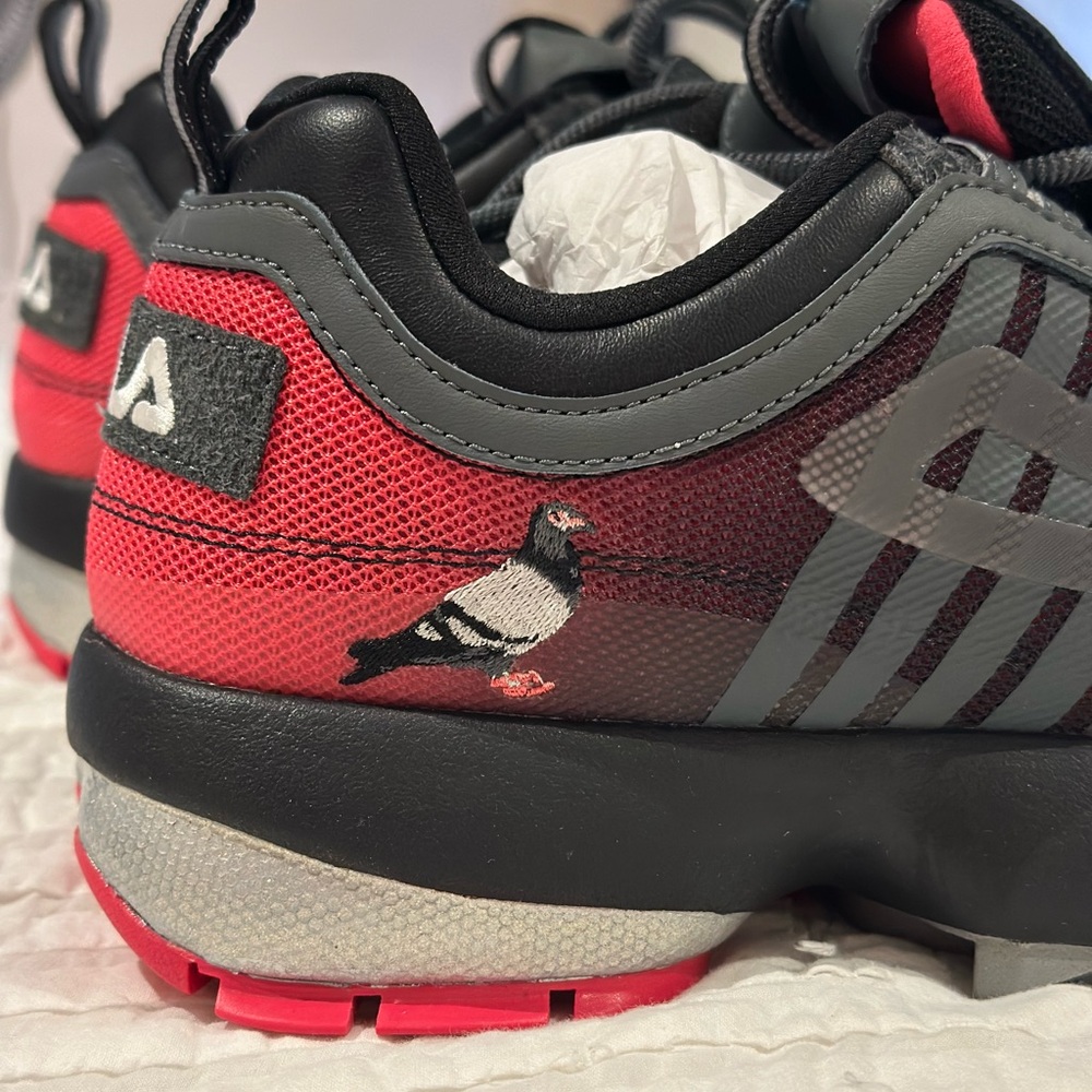 Fila Men's Disruptor II: Staple Pigeon collab limited edition - Picture 2 of 13